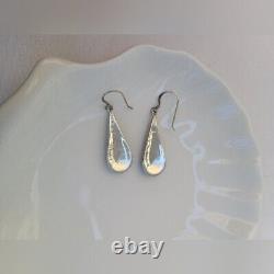 Gorgeous Vintage 925 Sterling Silver Abalone Tear Drop Dangle Earrings