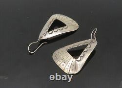 NAVAJO 925 Sterling Silver Vintage Etched Detail Dangle Earrings EG10286