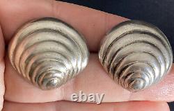 PATRICIA VON MUSULIN Sterling Silver Earrings Vintage Signed Shell Design