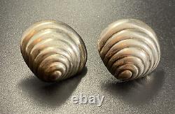 PATRICIA VON MUSULIN Sterling Silver Earrings Vintage Signed Shell Design