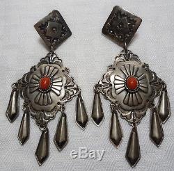 Rare SUNSHINE REEVES Vintage NAVAJO Sterling Silver & CORAL Clip-On EARRINGS
