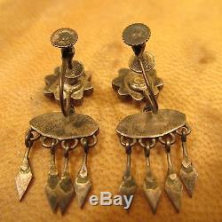 VINTAGE Native American ZUNI PETIT POINT TURQUOISE STERLING Screw back EARRINGS