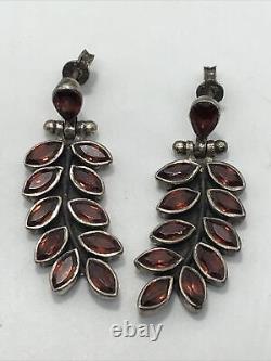 Vintage 925 Sterling Silver & Garnet Stones Dangle Pierced Earrings