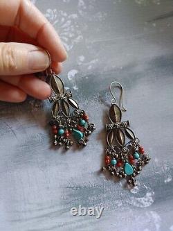 Vintage Antique India handmade dangle drop earrings sterling silver coral &glass