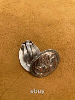 Vintage Sterling Hand Engraved clip on Earrings