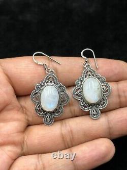 Vintage Sterling Silver Handmade Beautiful Earrings With Moon Stone