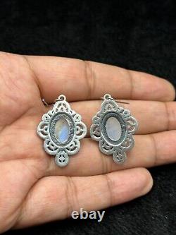 Vintage Sterling Silver Handmade Beautiful Earrings With Moon Stone