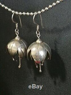 Vintage Taxco Mexico TC-252 Sterling Silver 925 3-D Tulip Dangle Earrings